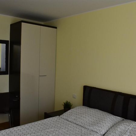 Apartment Vikroria - Halkova 5 Prag Exterior foto