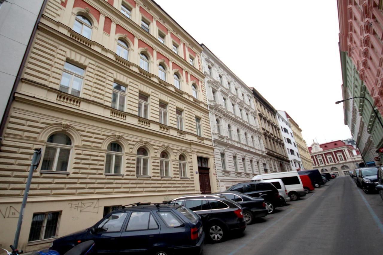 Apartment Vikroria - Halkova 5 Prag Exterior foto